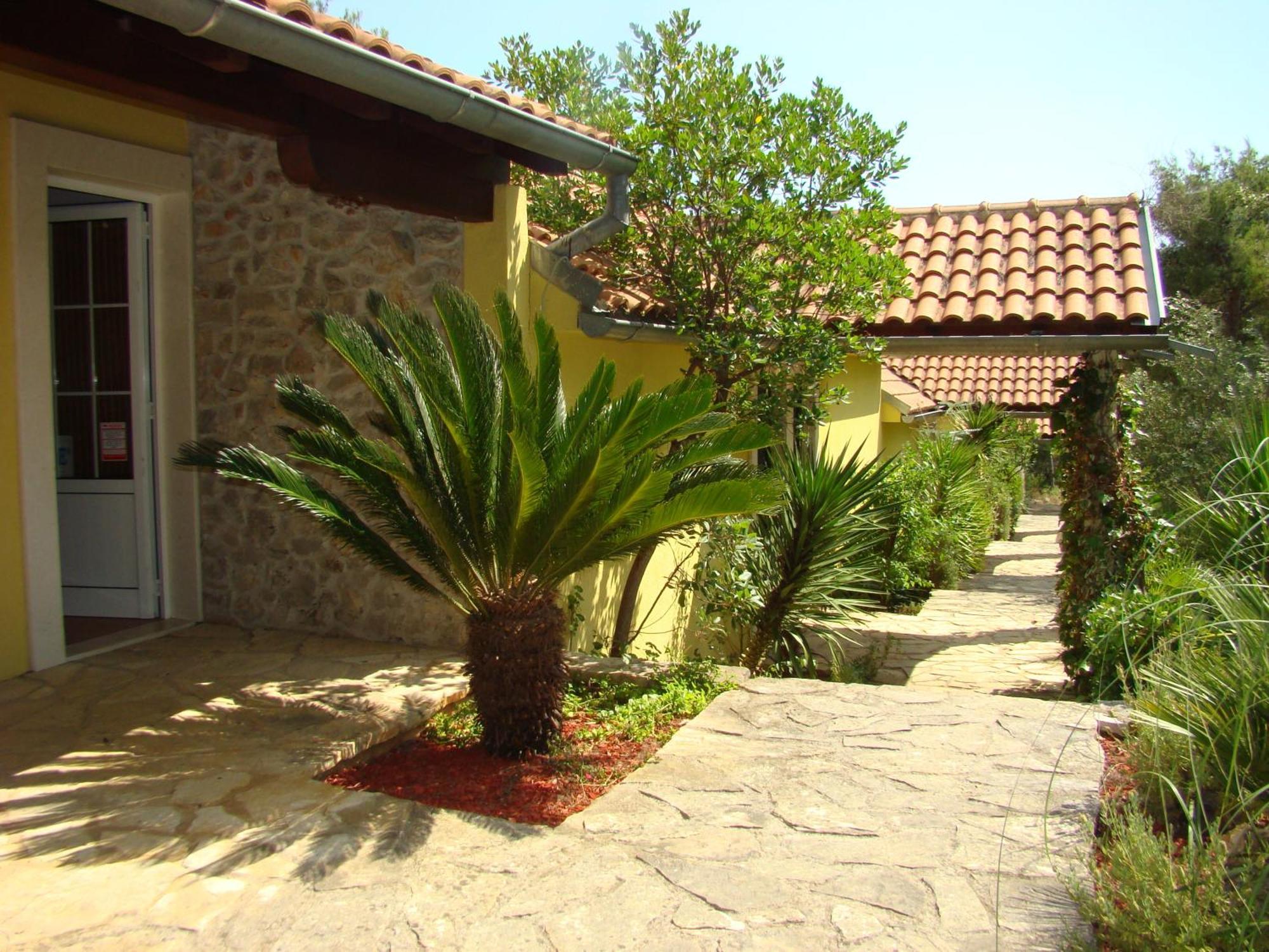 Villas Oleandri Vrboska Luaran gambar
