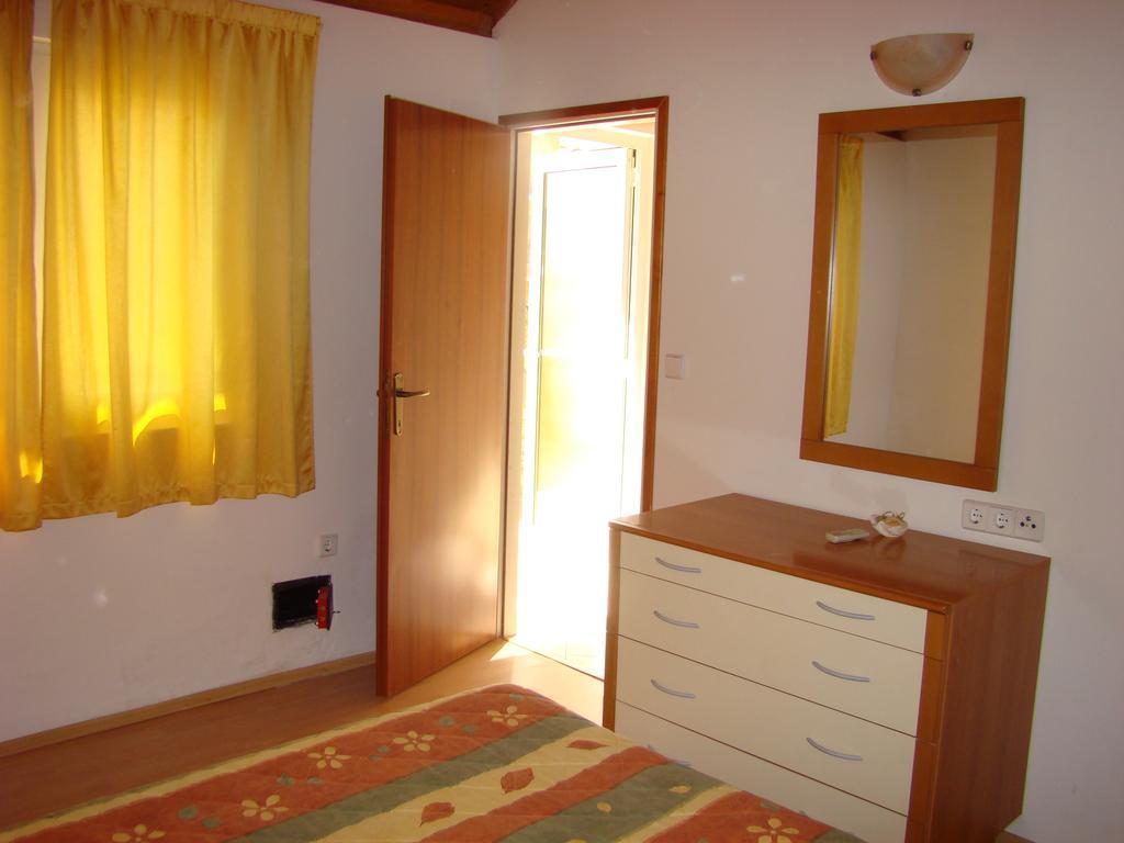 Villas Oleandri Vrboska Luaran gambar